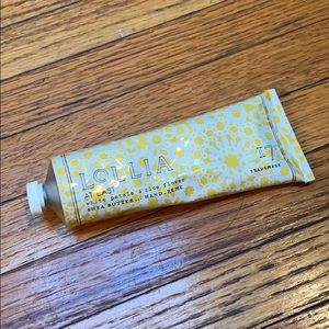 Lollia at last Hand cream white petals and rice